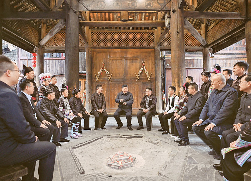 習(xí)近平：鍥而不舍落實(shí)中央八項(xiàng)規(guī)定精神，以?xún)?yōu)良黨風(fēng)引領(lǐng)社會(huì)民風(fēng)