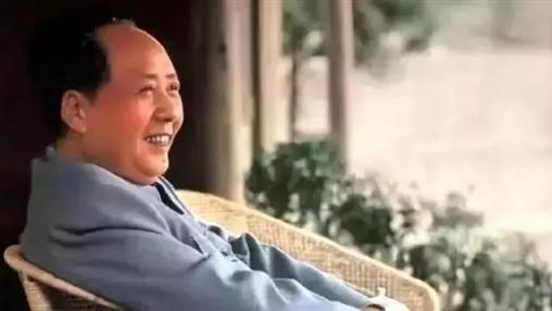 紀(jì)念毛澤東同志誕辰126周年！致敬一代偉人！