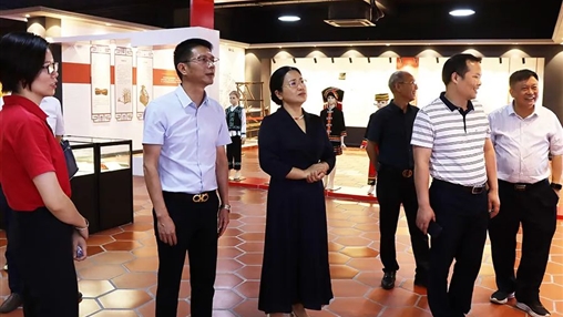 【鑄牢中華民族共同體意識】梧州市委統(tǒng)戰(zhàn)部副部長黃杰梅蒞臨百裕調研指導